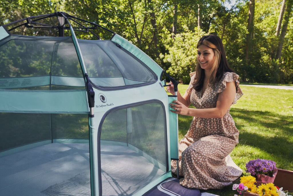 Pop 'N Go® Playpen Great for Backyards, Sleepovers, Parks, Beaches, Preschools-5 Colors