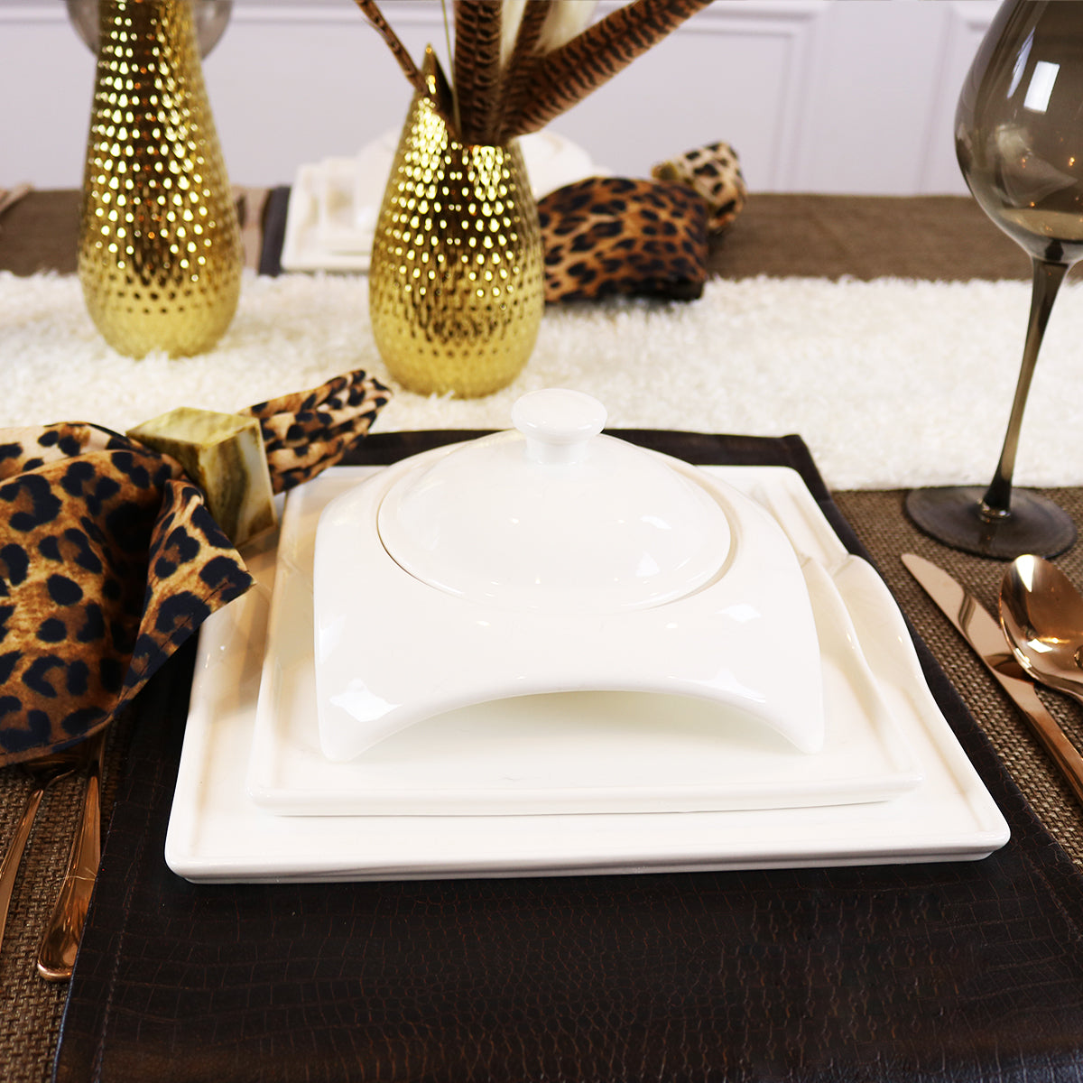 Elegance and Elevation/Square Porcelain Dinnerware Set